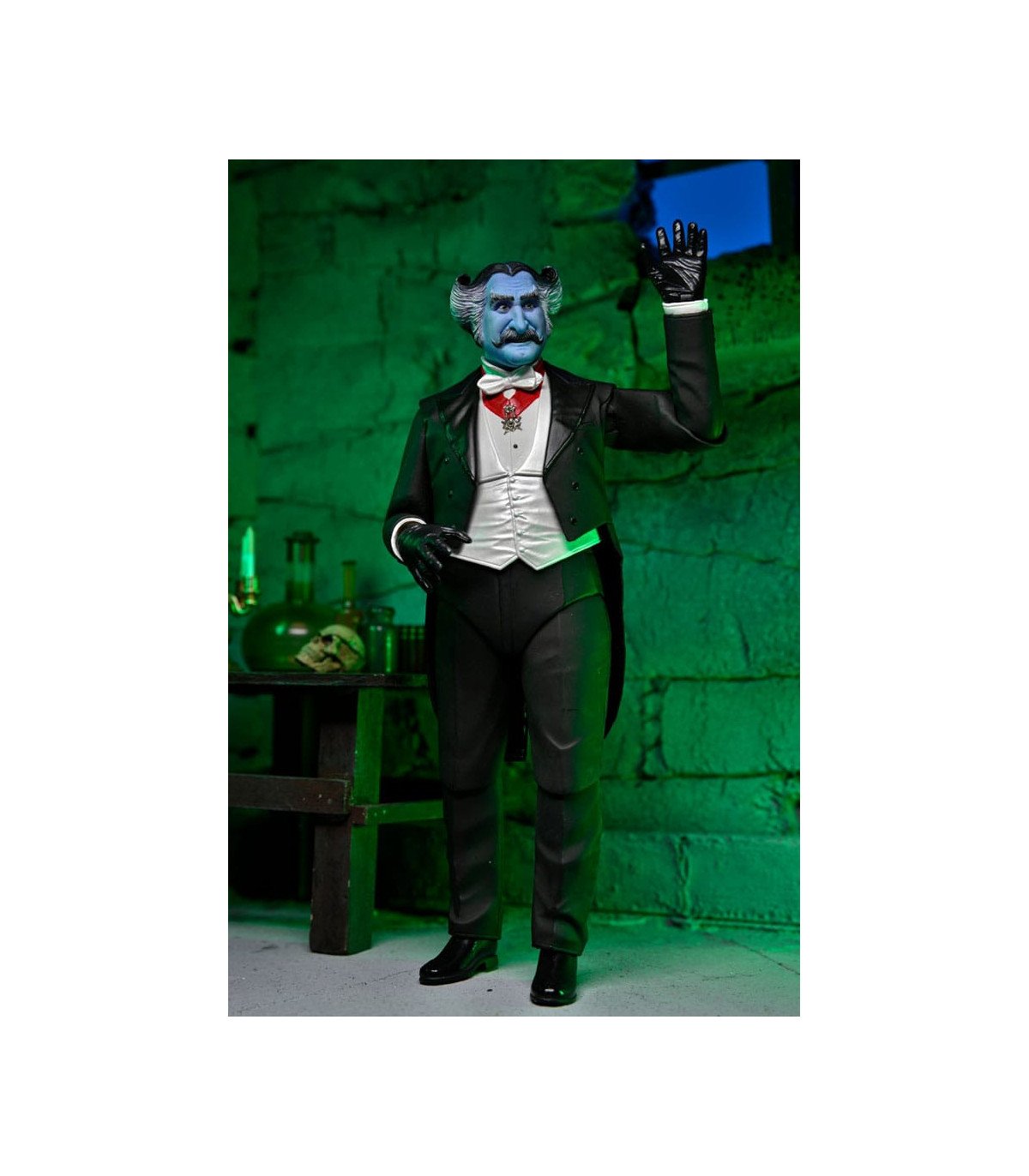 Figurine The Count The Munsters - NECA - 18 cm