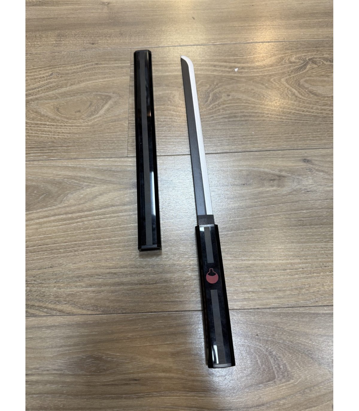 Mini Katana en Bambou de Sasuke Uchiha Naruto vue produit 5