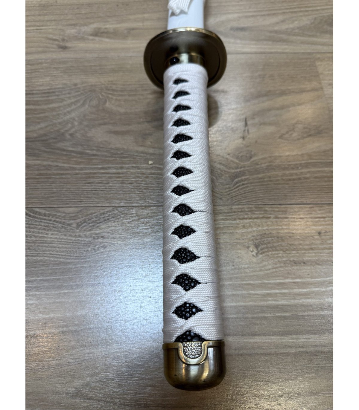  Katana LED Wado Ichimonji de Roronoa Zoro One Piece en Bambou vue produit 5