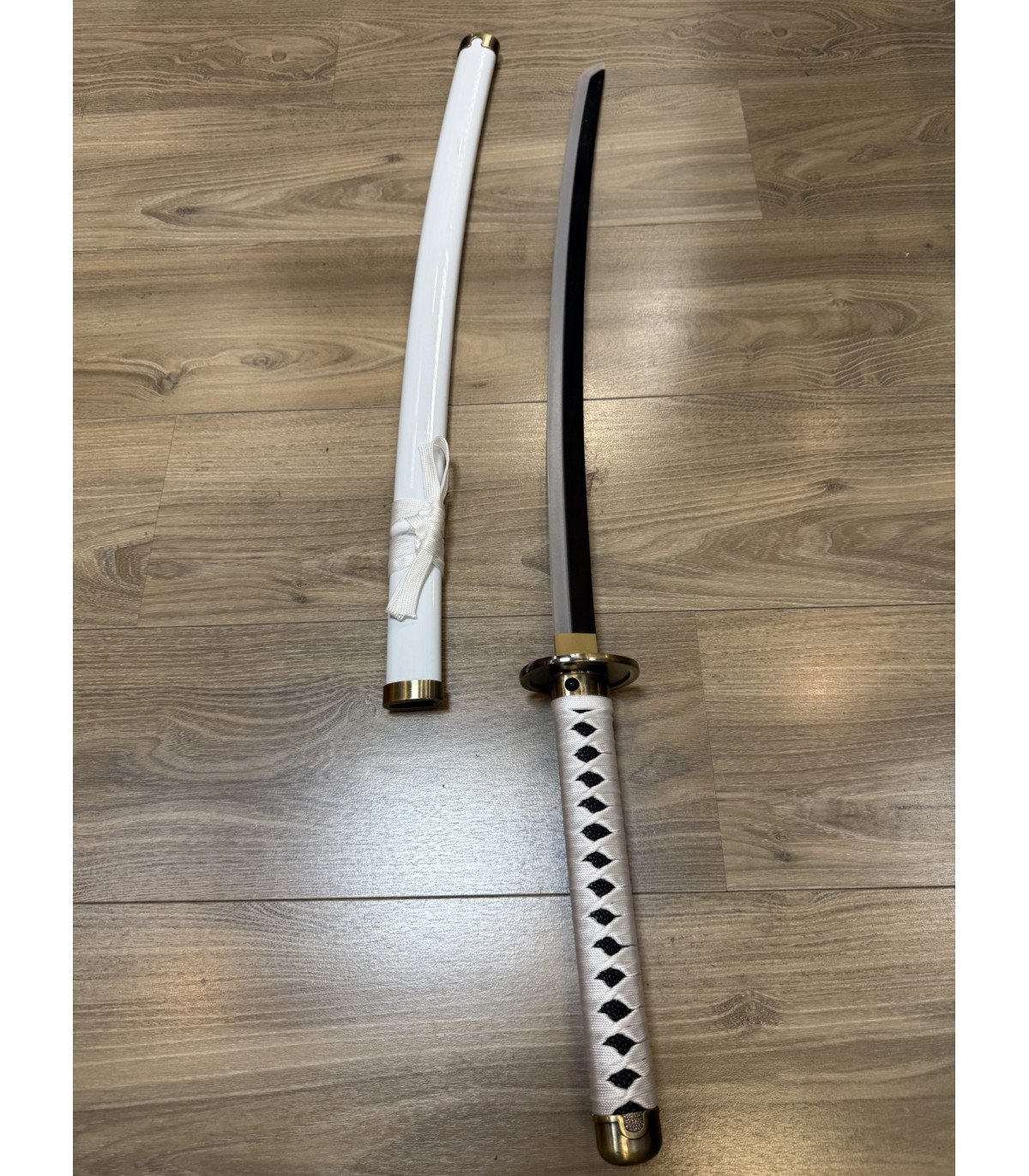  Katana LED Wado Ichimonji de Roronoa Zoro One Piece en Bambou vue produit 9