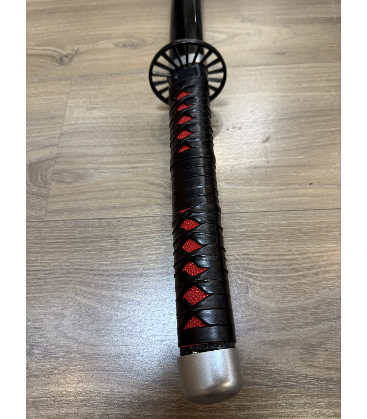  Katana LED Bois Tanjiro Kamado Demon Slayer en Bambou présentation collection