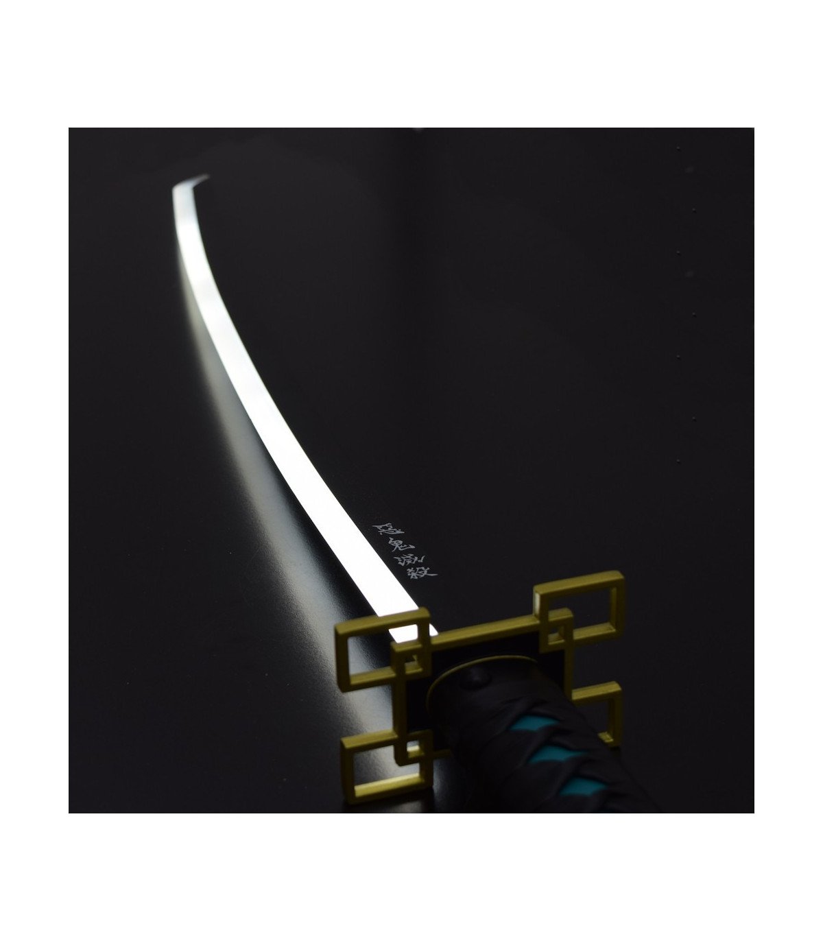  Katana LED Bois Muichiro Tokito Demon Slayer en Bambou détail décoratif