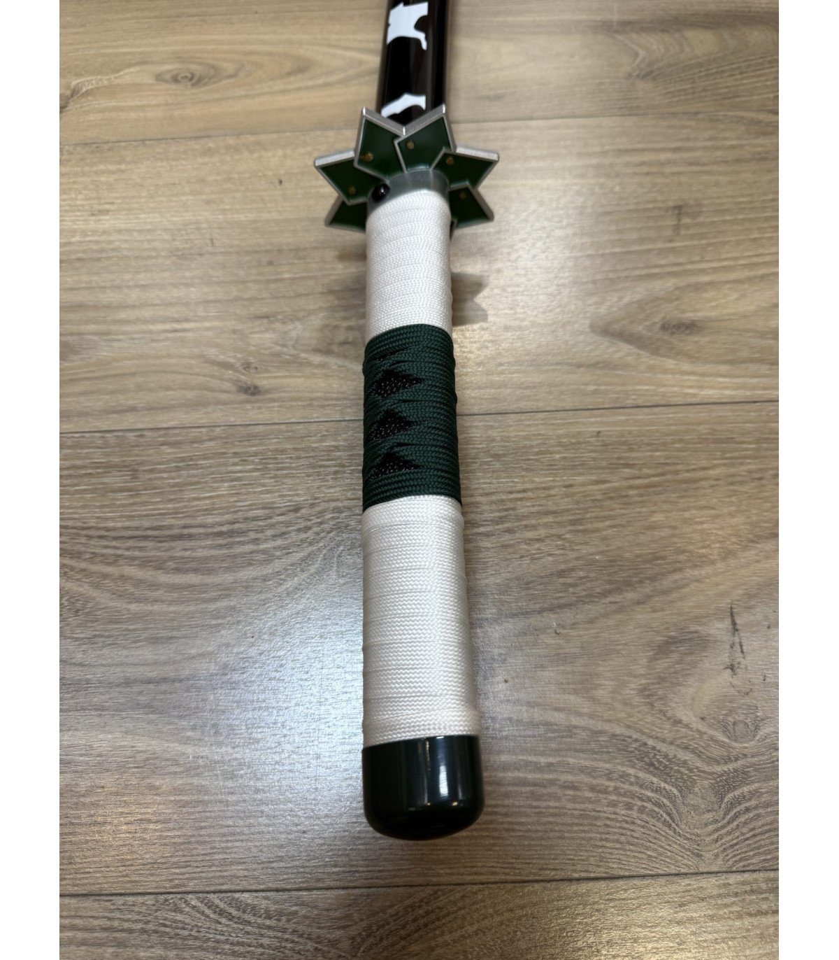  Katana LED Bois Sanemi Shinazugawa Demon Slayer en Bambou vue produit 7
