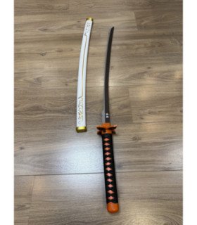  Katana LED Bois Shinobu Kocho Demon Slayer en Bambou présentation collection