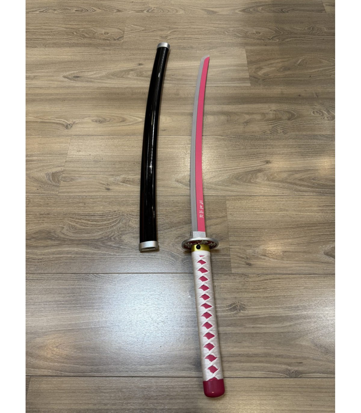  Katana LED Bambou Kanao Tsuyuri Demon Slayer vue produit 8