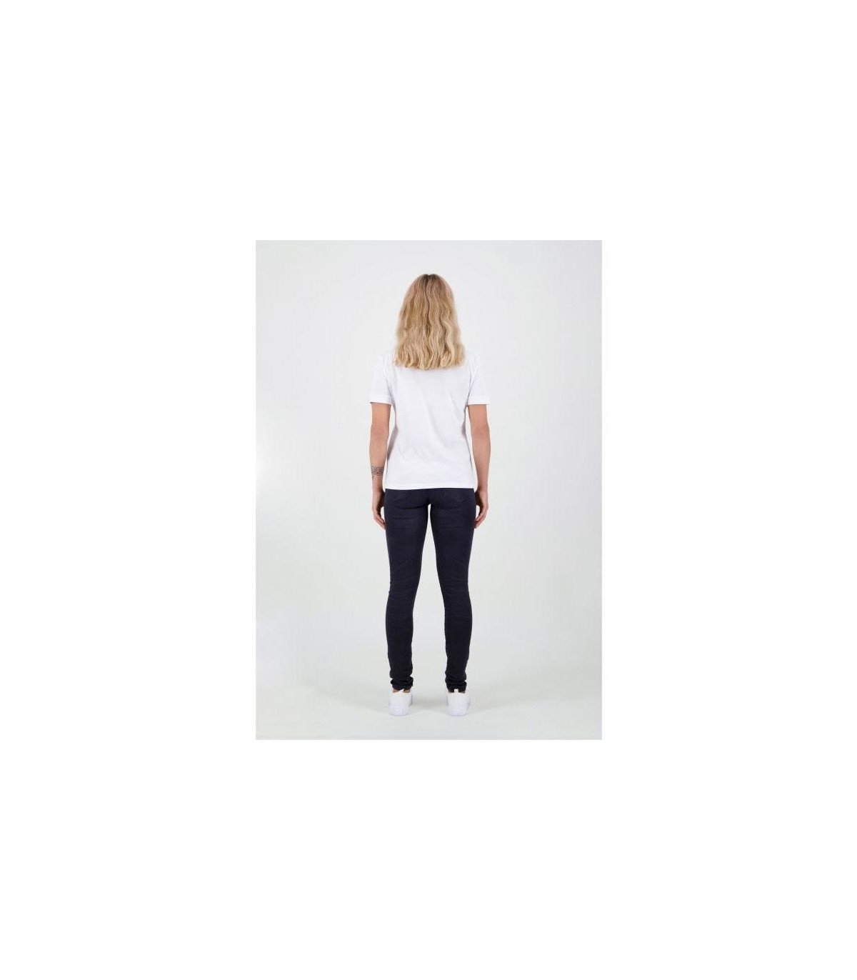 T-shirt Femme Nala Le Roi Lion - Élégance sauvage