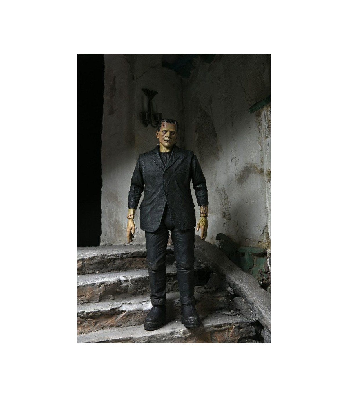 FRANKENSTEIN - UNIVERSAL MONSTERS FIGURINE ULTIMATE 18 CM