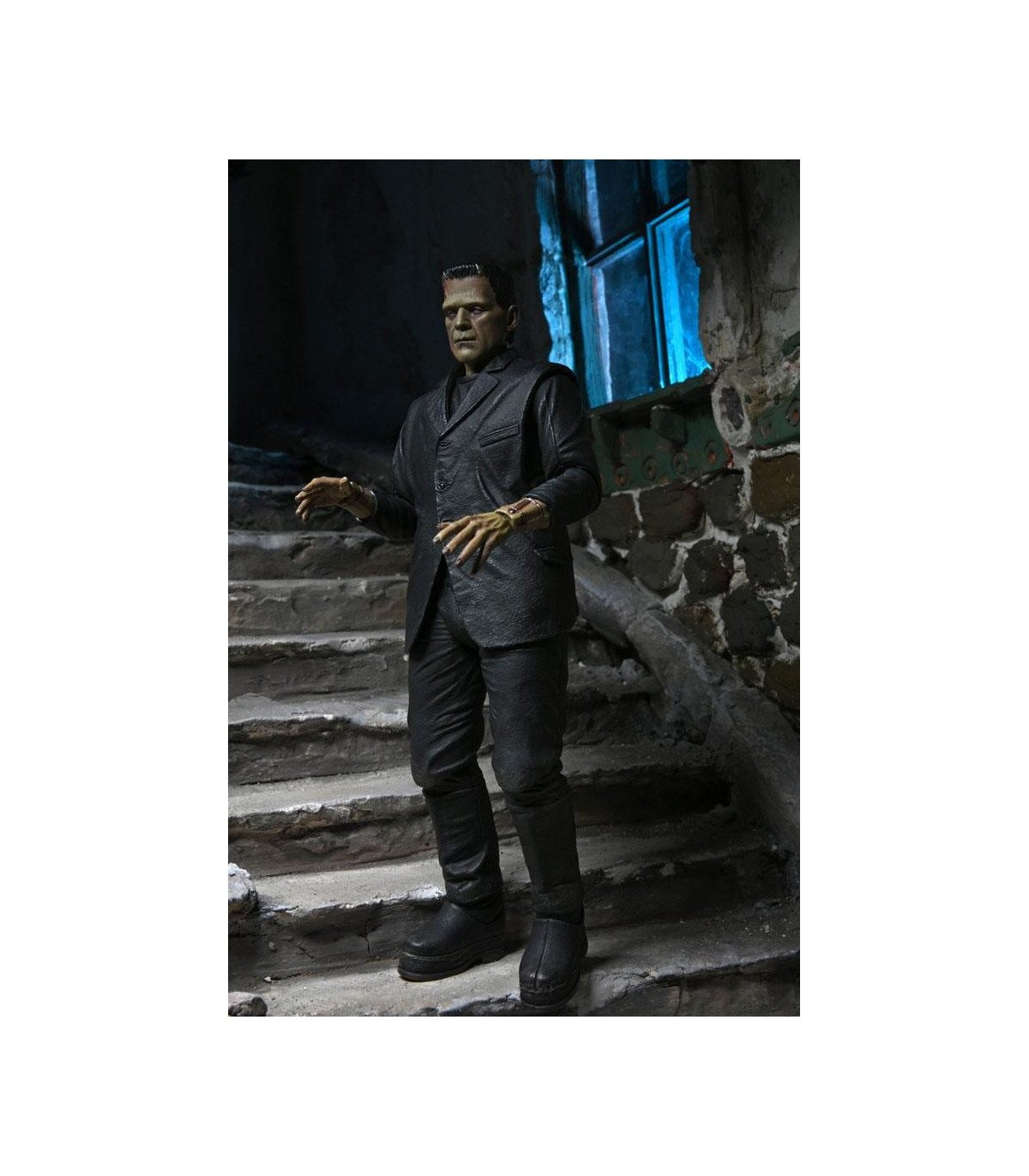 FRANKENSTEIN - UNIVERSAL MONSTERS FIGURINE ULTIMATE 18 CM