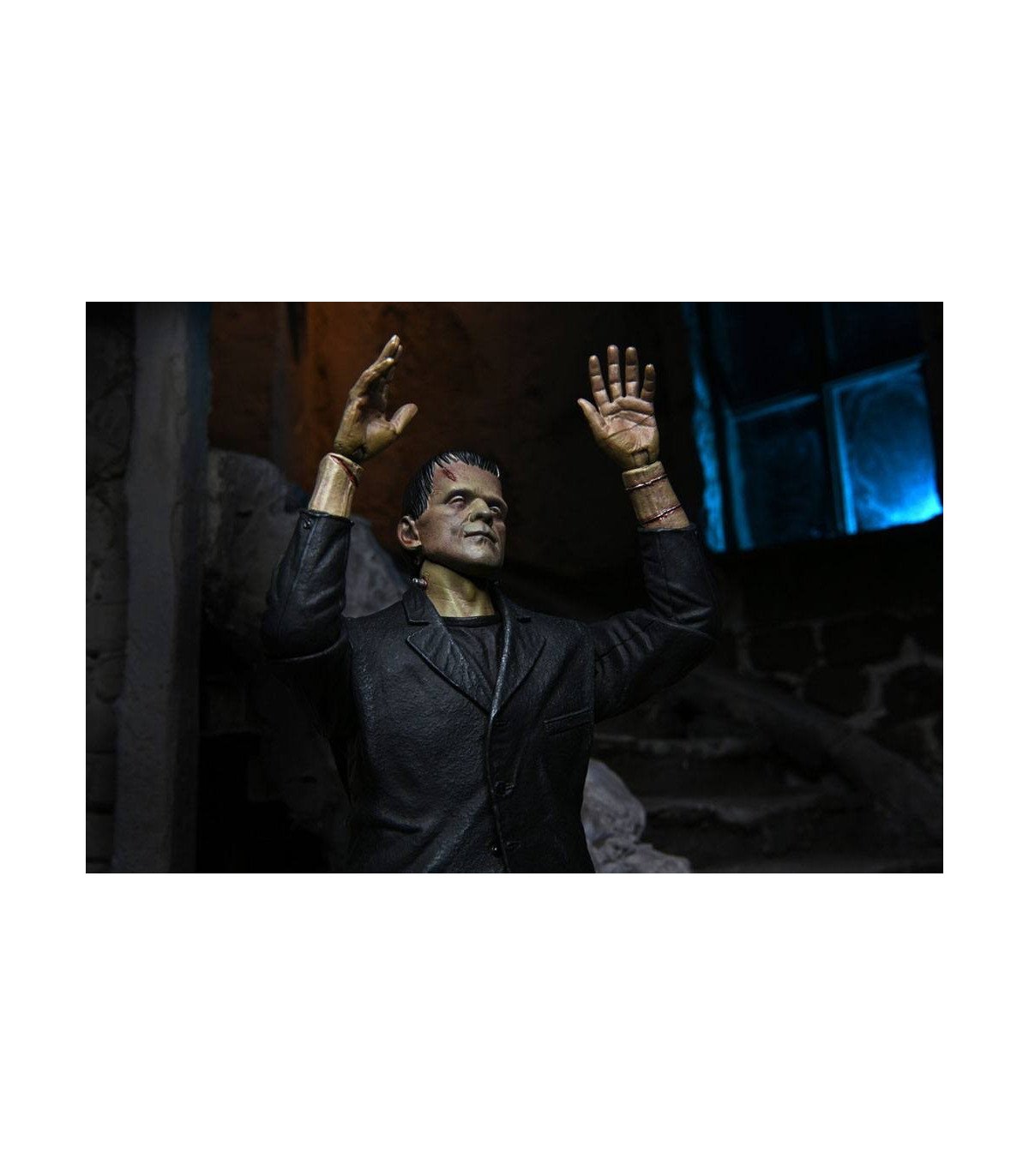 FRANKENSTEIN - UNIVERSAL MONSTERS FIGURINE ULTIMATE 18 CM
