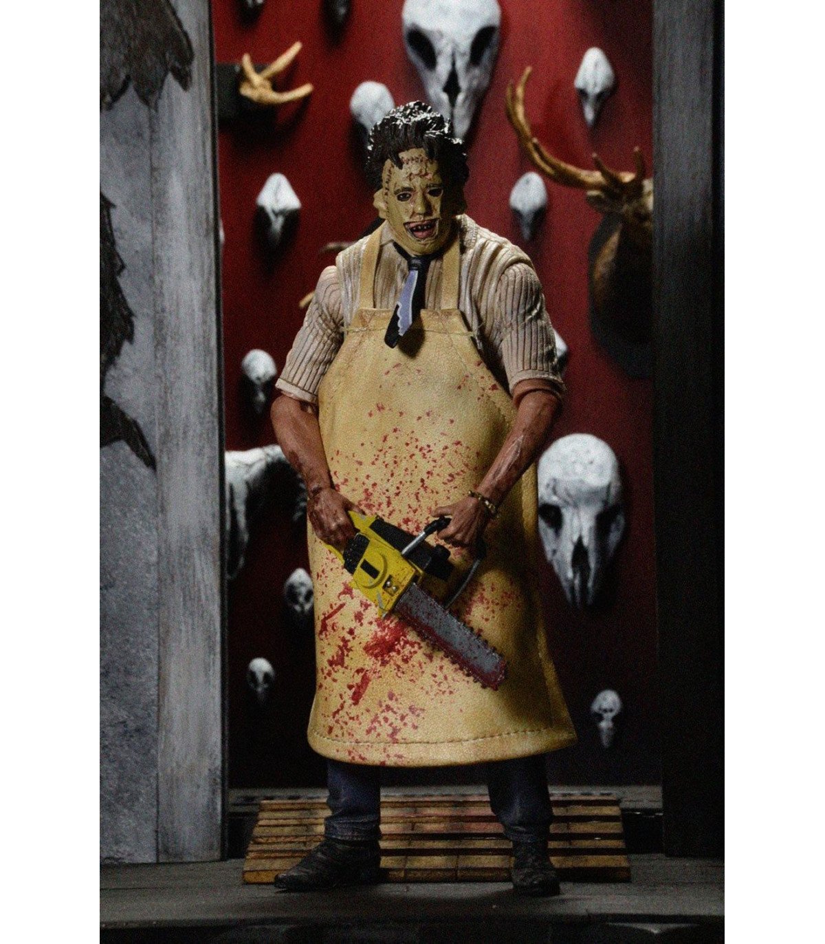 MASSACRE A LA TRONCONNEUSE - LEATHERFACE - FIGURINE RETRO 40TH ANNIVERSARY ULTIMATE 18 CM
