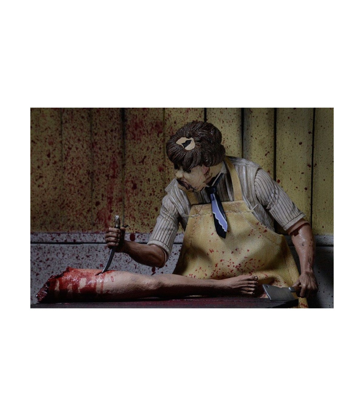 MASSACRE A LA TRONCONNEUSE - LEATHERFACE - FIGURINE RETRO 40TH ANNIVERSARY ULTIMATE 18 CM