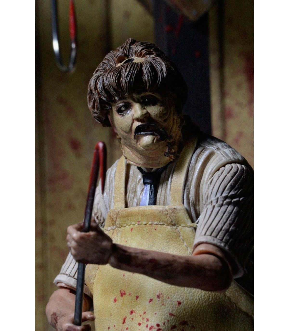 MASSACRE A LA TRONCONNEUSE - LEATHERFACE - FIGURINE RETRO 40TH ANNIVERSARY ULTIMATE 18 CM