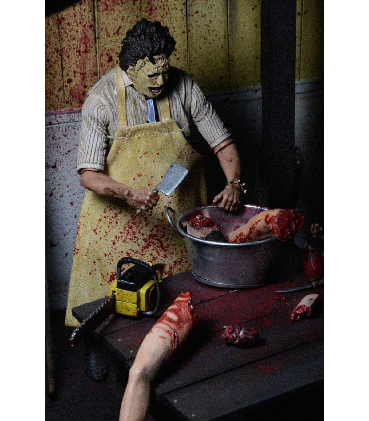 MASSACRE A LA TRONCONNEUSE - LEATHERFACE - FIGURINE RETRO 40TH ANNIVERSARY ULTIMATE 18 CM