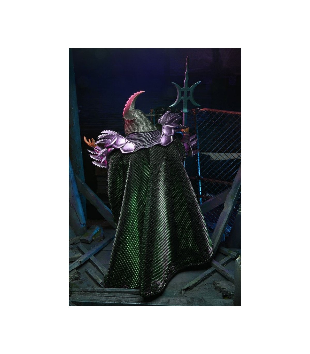 Les Tortues Ninja 2 - Shredder (EU Homage) - figurine 30th Anniversary Ultimate 18 cm